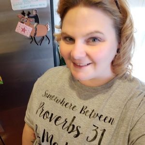 Meet your Posher, Connie